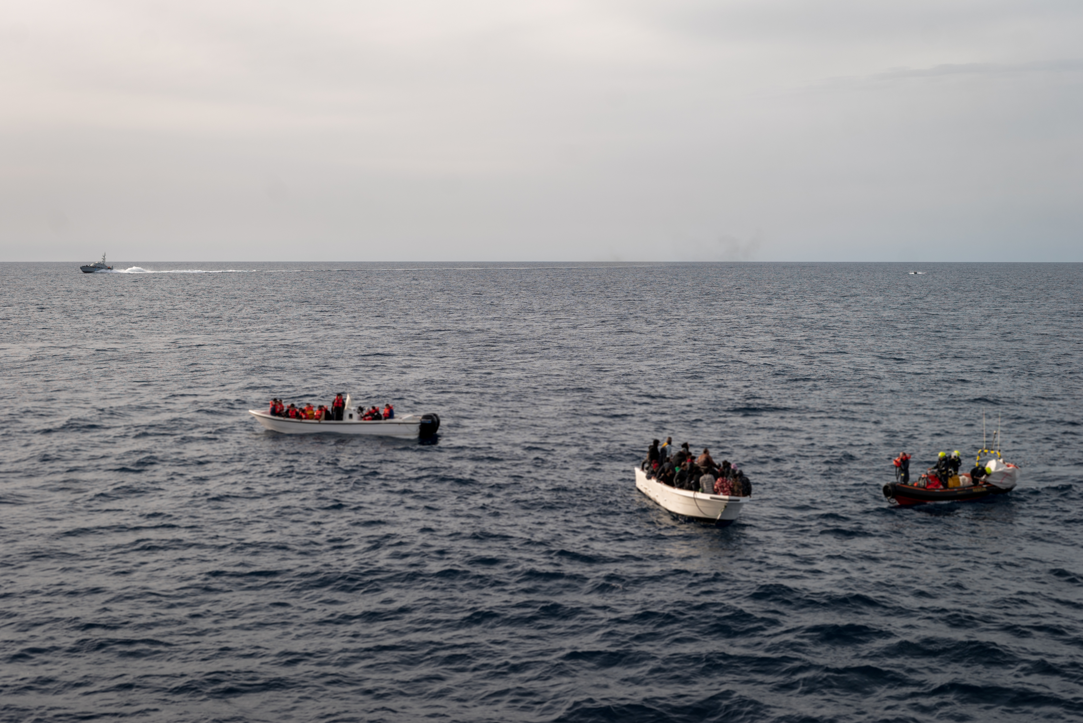 picture of boats at sea 