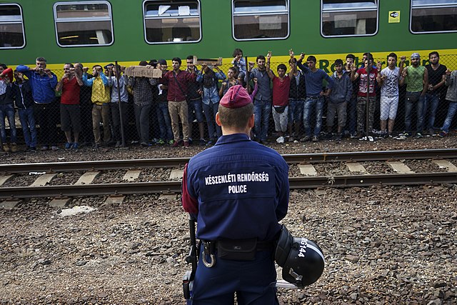 migrants' protest at Budapest rail station, 2015