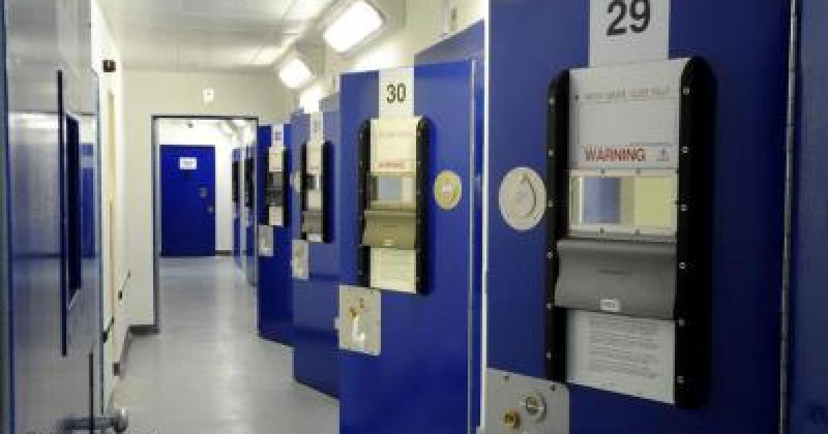 what-is-life-like-in-prison-a-student-s-impression-of-life-at-hmp